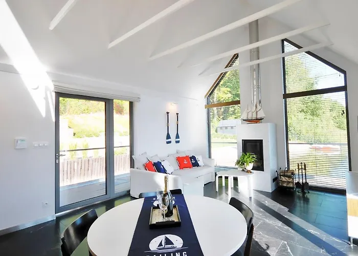 With Private And 펜션 바이토프