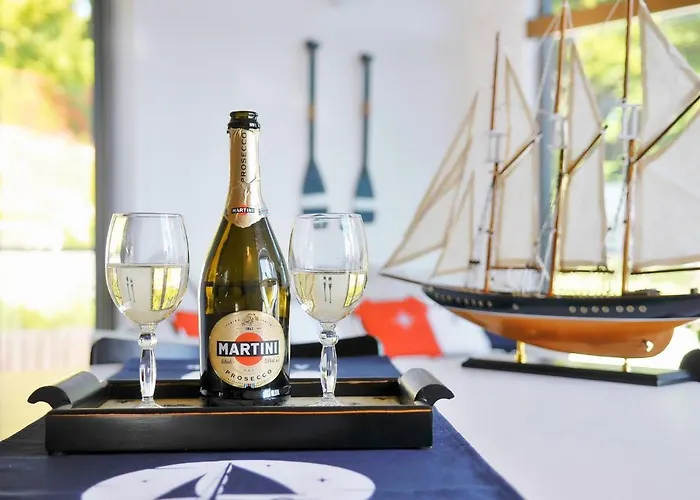 With Private And بيت للعطل